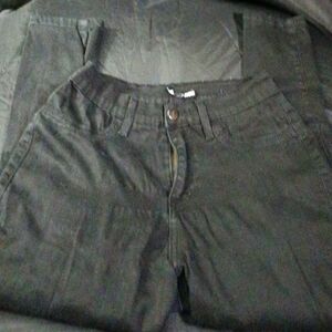 Fashion Nova distressed jeans 9 (w28)